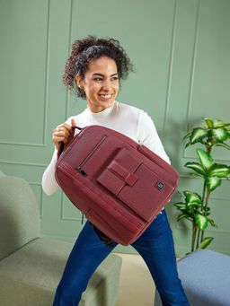 EUME - Unisex Nexa 25L Polyurethane Up To 15 Inch Laptop Backpack -Red