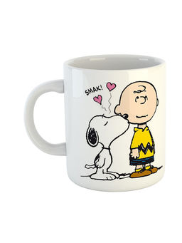 ARTBUG - White Snoopy And Charlie Brown Printed Coffee Mug
