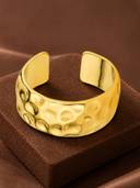 Gold color option