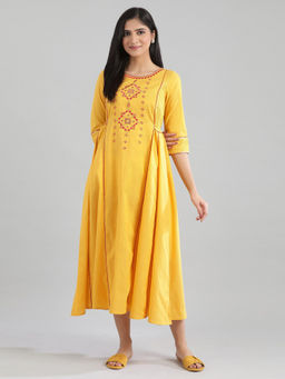 Aurelia - Yellow Solid Dress