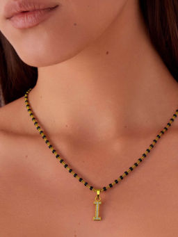 Digital Dress Room - I Letter Short Initial Pendant Mangalsutra