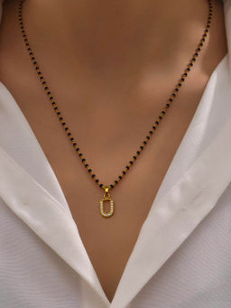 Digital Dress Room - U Letter Short Initial Pendant Mangalsutra