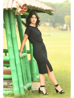 Exude - Enigma Ribbed Blouson Dress - Black