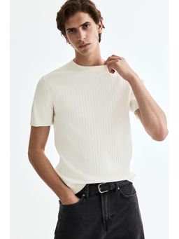 H&M - Men White Slim Fit Knitted T-Shirt