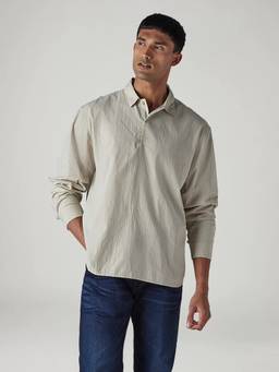 Levi's - Men Solid Slim Fit Redloop Shirt