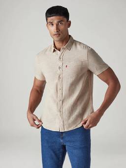 Levi's - Men Solid Slim Fit Linen Shirt