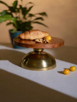 Manor House - Ora-Uday Wooden Cake Stand