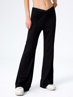 Cider - V Waist Knitted Flared Trousers