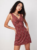 Maroon color option