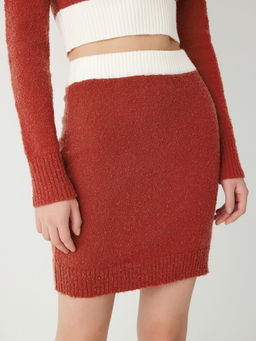 Cider - Middle Waist Contrasting Binding Mini Skirt