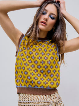 Cider - Geometric Contrasting Binding Knitted Crop Vest