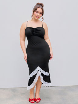 Cider - Lace Hem Ruched Midi Dress Curve & Plus