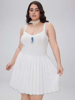 Cider - U-Neck Bowknot Knitted Pleated Mini Dress Curve & Plus