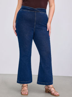 Cider - Middle Waist Solid Button Flared Jeans Curve & Plus