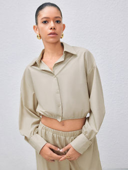 Cider - Woven Collar Solid Ruched Long Sleeve Shirt