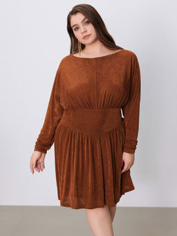 Cider - Jersey Round Neckline Ruched Solid Mini Dress Curve & Plus