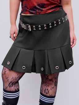 Cider - Woven Mid Rise Pleated Mini Skirt Curve & Plus