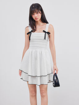 Cider - Square Neck Contrasting Binding Bowknot Layered Mini Dress