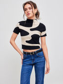 Black color option, Currently selected