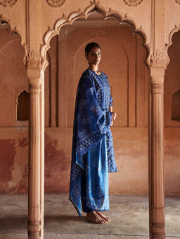 HERITAGE - Blue Kurta with Pant & Dupatta (Set of 3)