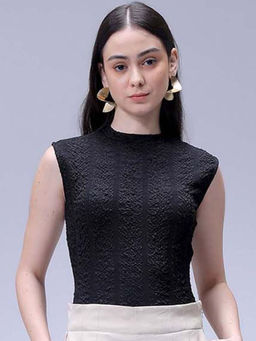 Freehand - Women Fitted Textured Round Neck Regular Top