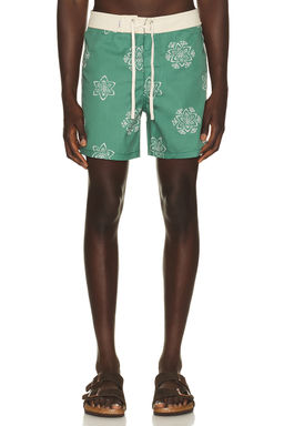 Rhythm - Doily Heritage Trunk