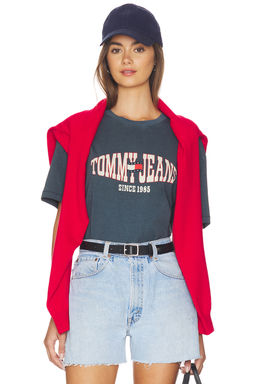 Tommy Jeans - Waving Flag Tee