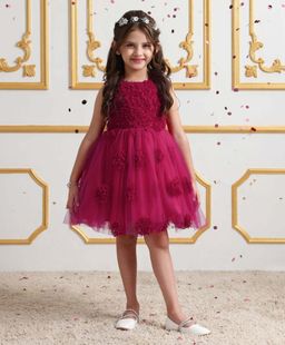 Mark & Mia - Mini Dress With Floral Applique - Wine