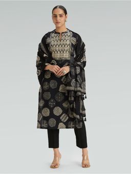 Women Plus - Black Embroidered Print Pure Cotton Plus Size Kurta with Pant & Dupatta