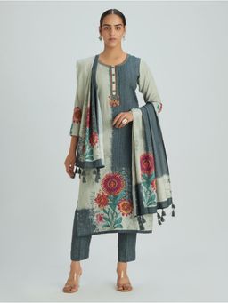 Women Plus - Grey Embroidered Digitally Printed Plus Size Kurta with Pant & Dupatta
