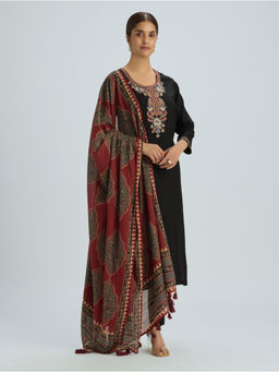 Women Plus - Women Viscose Rayon Embroidered Black Kurta and Pant with Dupatta