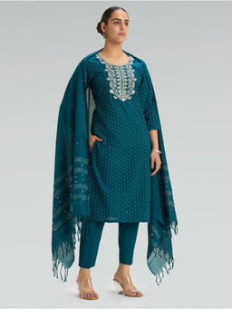Women Plus - Women Pure Cotton Embroidered Grey Kurta and Pant with Dupatta