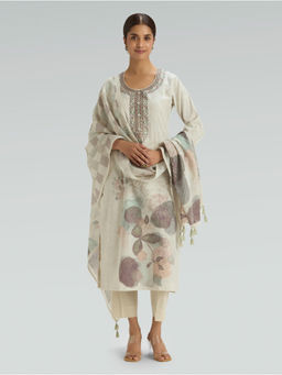 Women Plus - Women Viscose Rayon Embroidered White Kurta and Pant with Dupatta