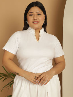 theRebelinme - Plus Size Women's White Solid Color Mandarin Collar Crop Top