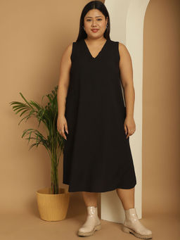 theRebelinme - Plus Size Women's Black Solid Color A-Line Midi Dress