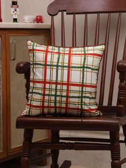 Crown of Poppies - Holly Hearth Christmas Story Cushion Cover - Multi-Color (16 X 16 Inches)