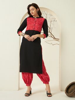 Meeranshi - Women Red Bandhani Afghani Kurta with Salwar