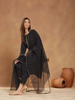 Fabindia - Black Yoke Embroidered Kurta Set With Dupatta