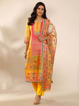 Libas - Printed Silk Blend Kurta With Pant & Dupatta