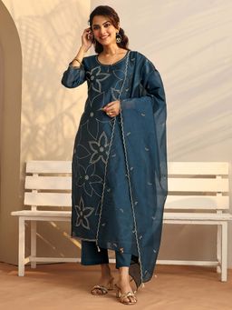 Libas - Embroidered Silk Blend Straight Kurta With Pant & Dupatta