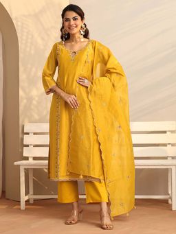 Libas - Embroidered Silk Blend Straight Kurta With Pant & Dupatta