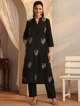 Libas - Embroidered Cotton Straight Kurta With Pant & Dupatta