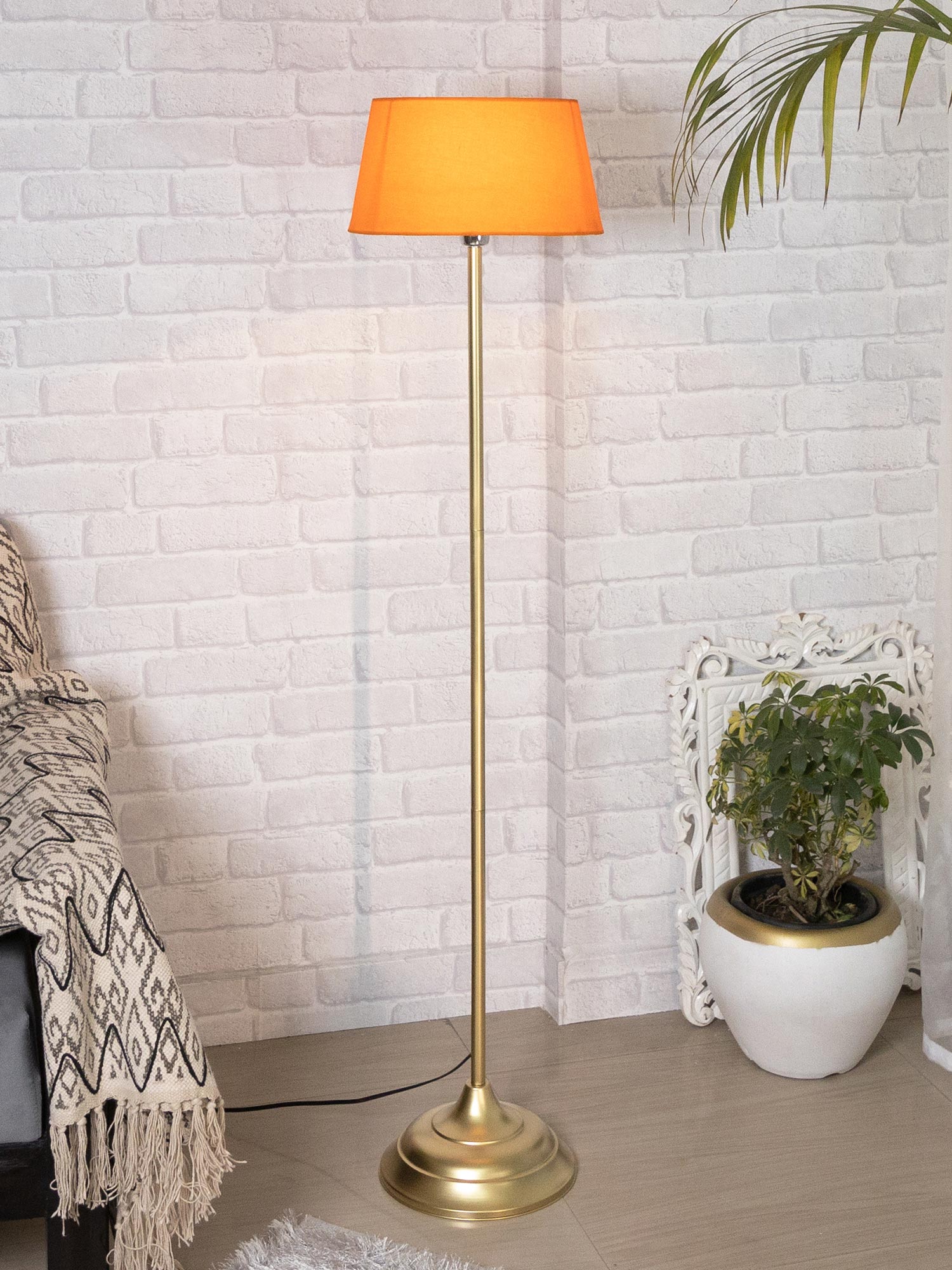 Floor lamp online shopping 2025