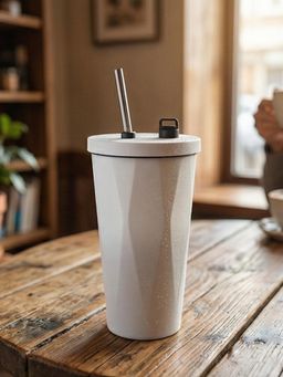 YELONA - Insulated Gradient Grey Coffee Tumbler with Steel Straw