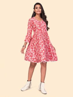 Vbuyz - Women Floral Print Flared Georgette Pink Stitched Dress