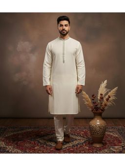 Gahan - Mens Classic Cotton White Self Pattern Kurta