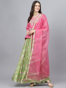 Divena - Pink And Green Russian Silk Flared Lehenga Choli With Organza Dupatta (Set of 3)