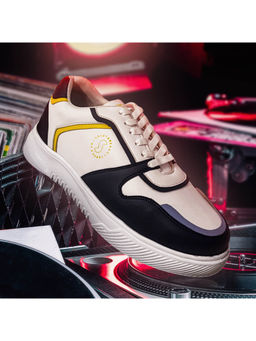 SOLETHREADS - Retro Colourblocked White Men Sneakers