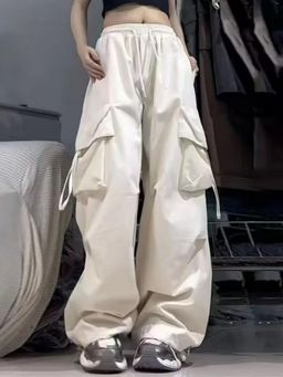 Outzidr - Beige Oversized Pocket White Cargo Pant