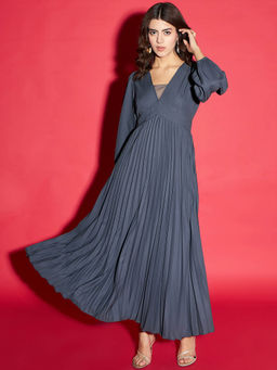 KASSUALLY - Grey V- Neck Pleated Maxi Dress